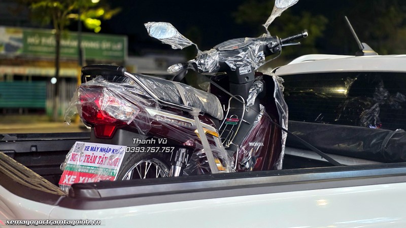 Honda Dream 125 NCX 2026 mau do len duong ve Kien Luong – lua chon day ca tinh cua em trai Gen Z 8