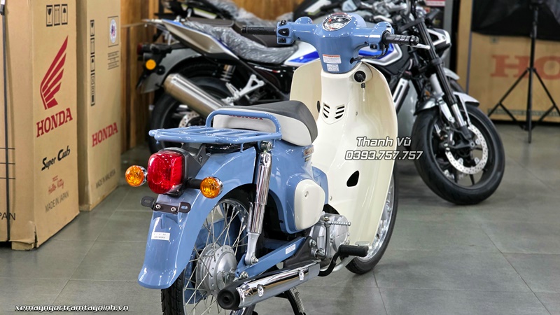 Khách VIP tiếp tục ủng hộ chiếc xe thứ 3 – Honda Super Cub 50 Final đã chốt cho anh chị khách bên Mỹ 10 Honda Super Cub 50 Final 7