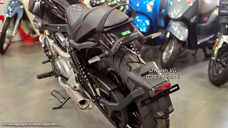 Hyosung GV350X 44 Hyosung GV350X mau den 15