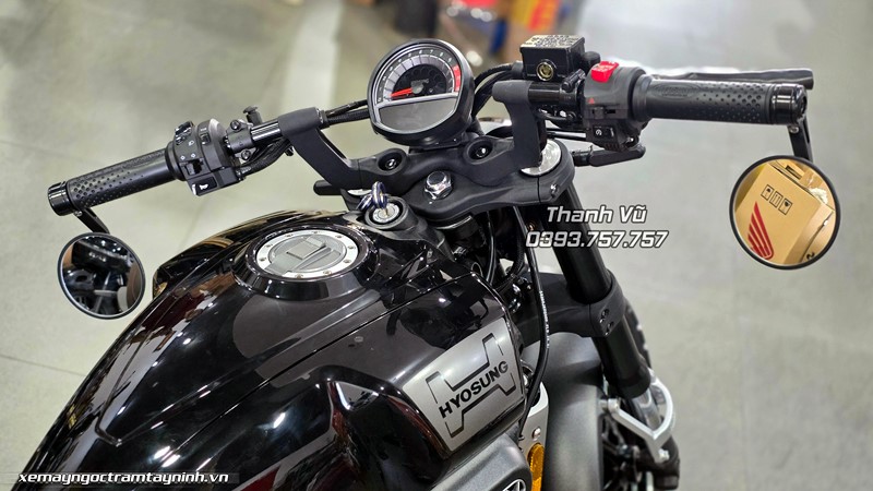 Hyosung GV350X 33 Hyosung GV350X mau den 4