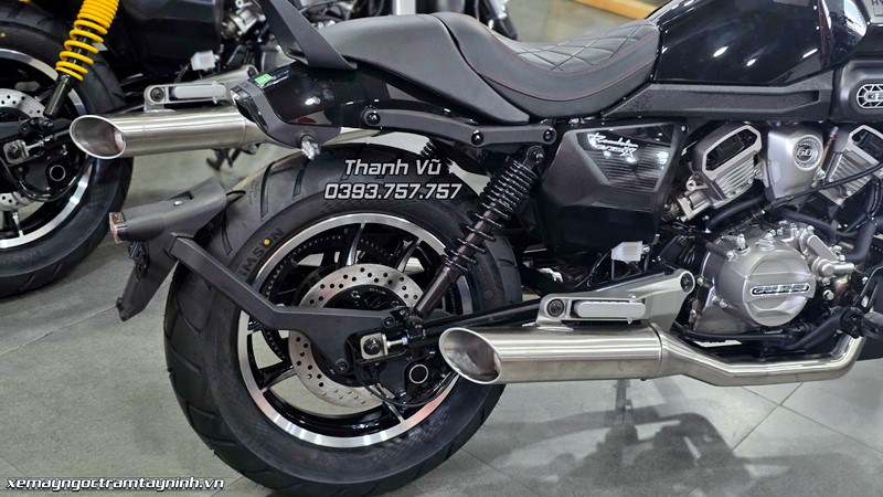 Hyosung GV350X 36 Hyosung GV350X mau den 7