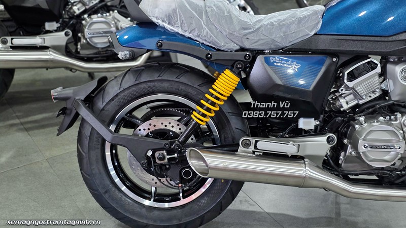 Hyosung GV350X 24 Hyosung GV350X mau xanh 7