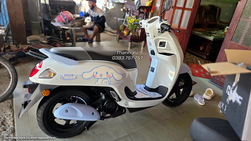 Xe Máy Ngọc Trâm Tây Ninh bàn giao Honda Scoopy Cinnamoroll bản giới hạn đến khách hàng ngày 17/7/2026 13 Xe May Ngoc Tram Tay Ninh ban giao Honda Scoopy Cinnamoroll ban gioi han den khach hang ngay 1772026 9