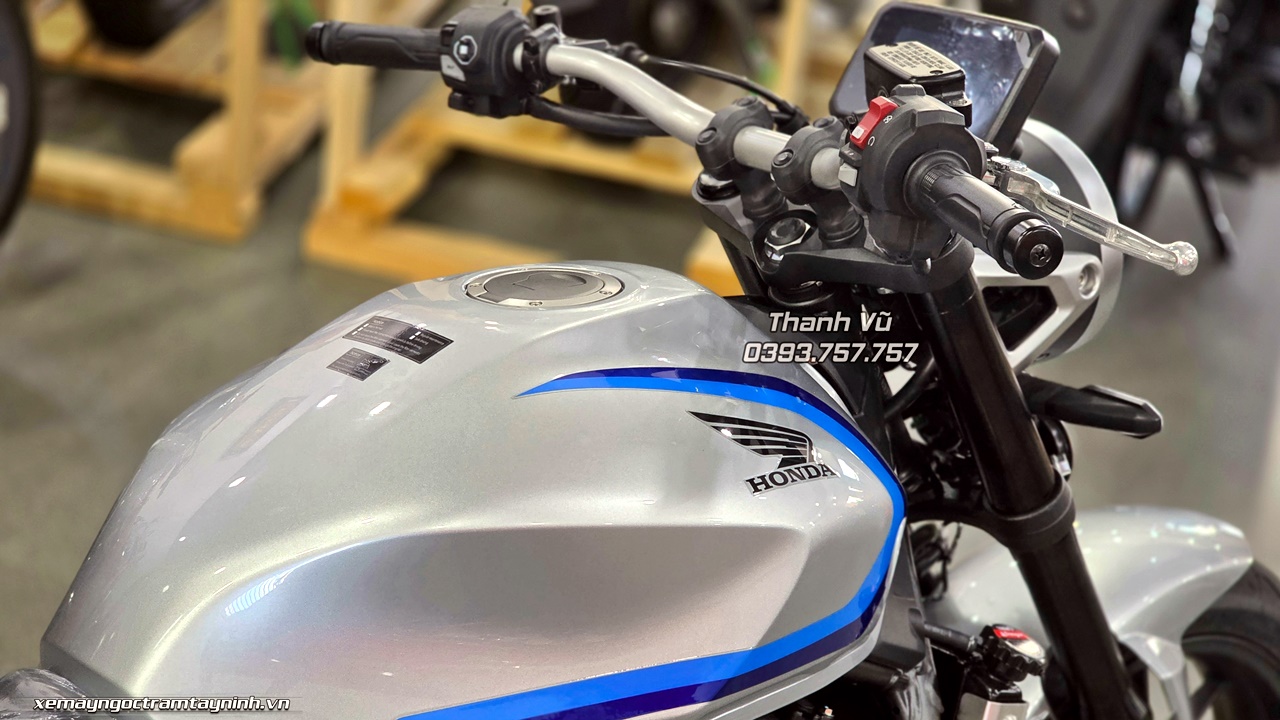 Honda CB500SF Super Four 2026 được phân phối tại Ngọc Trâm Tây Ninh – Vì sao mẫu xe 4 xi-lanh này được khách hàng yêu thích? 3 Honda CB500SF Super Four 2026 12