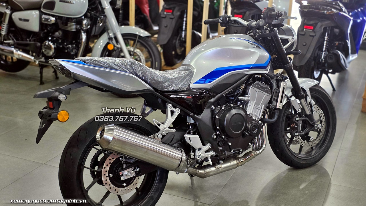 Honda CB500SF Super Four 2026 được phân phối tại Ngọc Trâm Tây Ninh – Vì sao mẫu xe 4 xi-lanh này được khách hàng yêu thích? 15 Honda CB500SF Super Four 2026 17