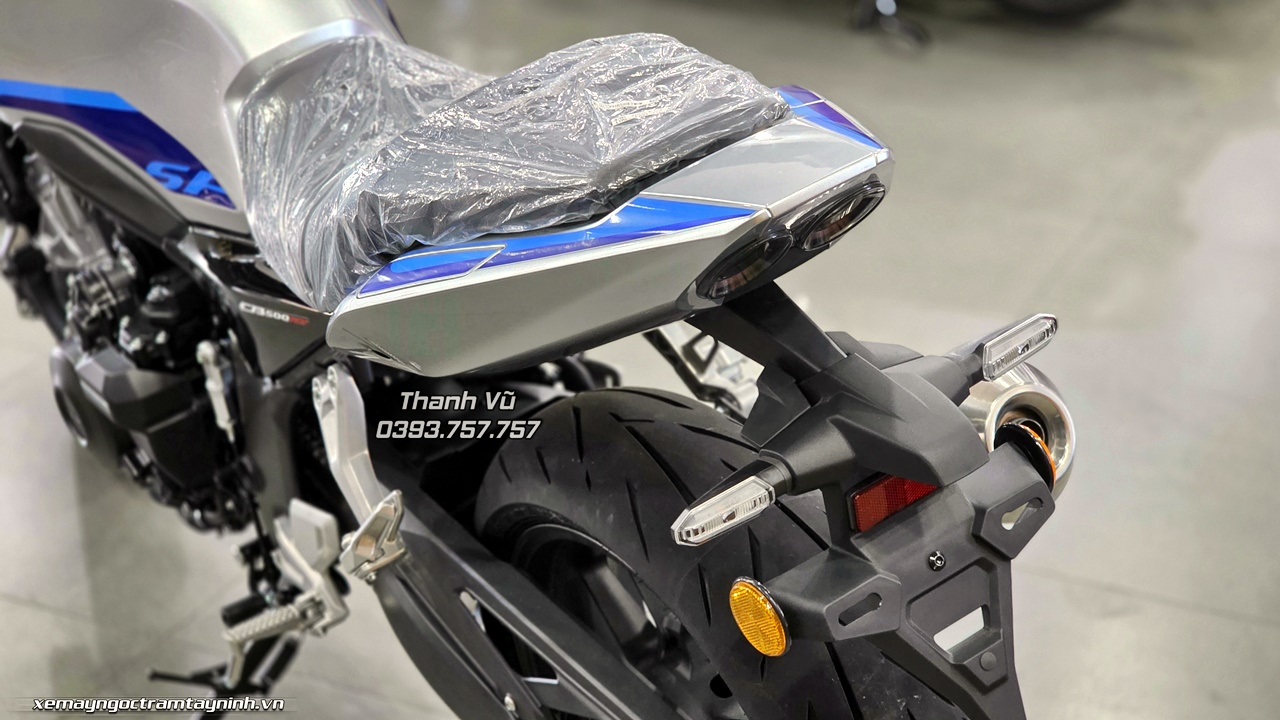 Honda CB500SF Super Four 2026 được phân phối tại Ngọc Trâm Tây Ninh – Vì sao mẫu xe 4 xi-lanh này được khách hàng yêu thích? 27 Honda CB500SF Super Four 2026 8