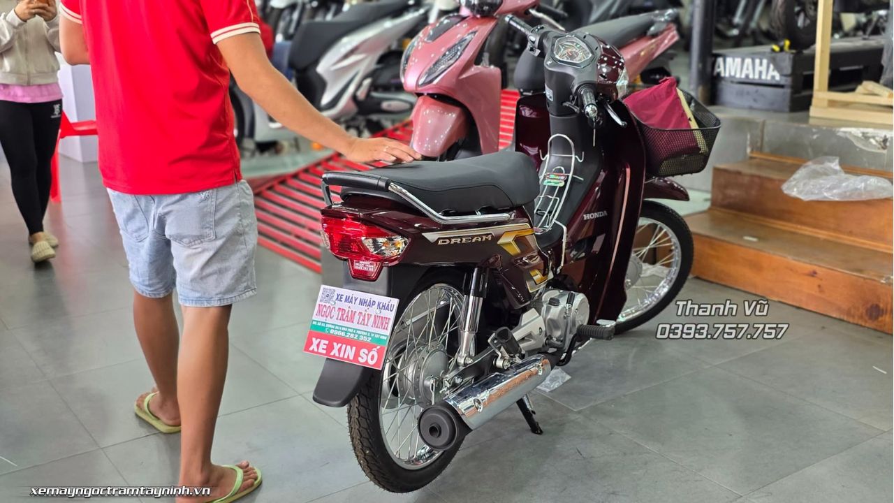 Chốt giao 2 xe sáng 22/8: Dream NCX 125 , Honda CT125 về Bình Dương 4 Honda Dream NCX 125 2026 màu đỏ