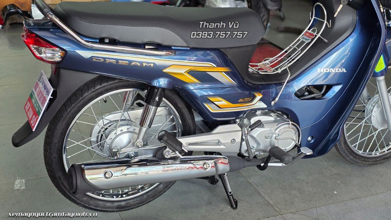 Honda Dream NCX 2026 xanh đá chính thức đã có chủ, giao về Trảng Bàng Tây Ninh 7 Honda Dream NCX 2026 xanh đá chính thức đã có chủ, giao về Trảng Bàng Tây Ninh