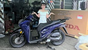 Honda SH 150i Vetro Blue lên đường về Long An