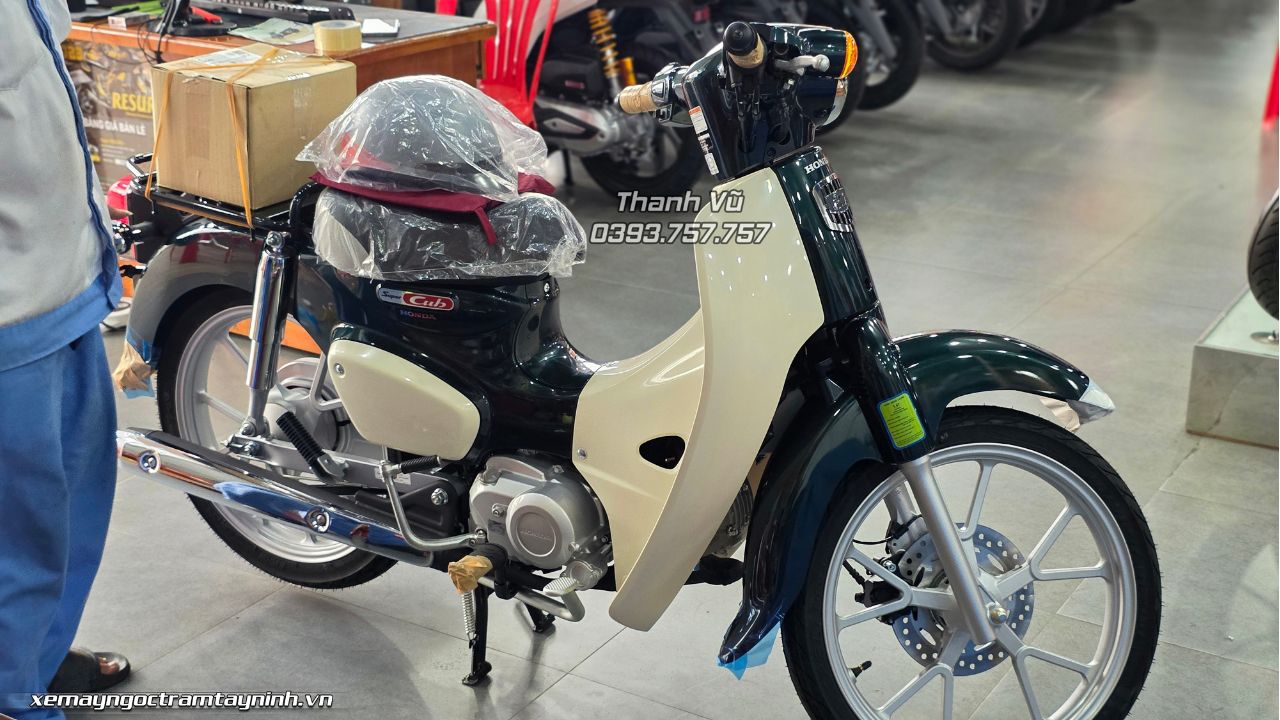 Honda Super Cub 110 ABS nhập Nhật đóng thùng giao ra Thủ đô Hà Nội 7 Honda Super Cub 110 ABS nhập Nhật đóng thùng giao ra Thủ đô Hà Nội