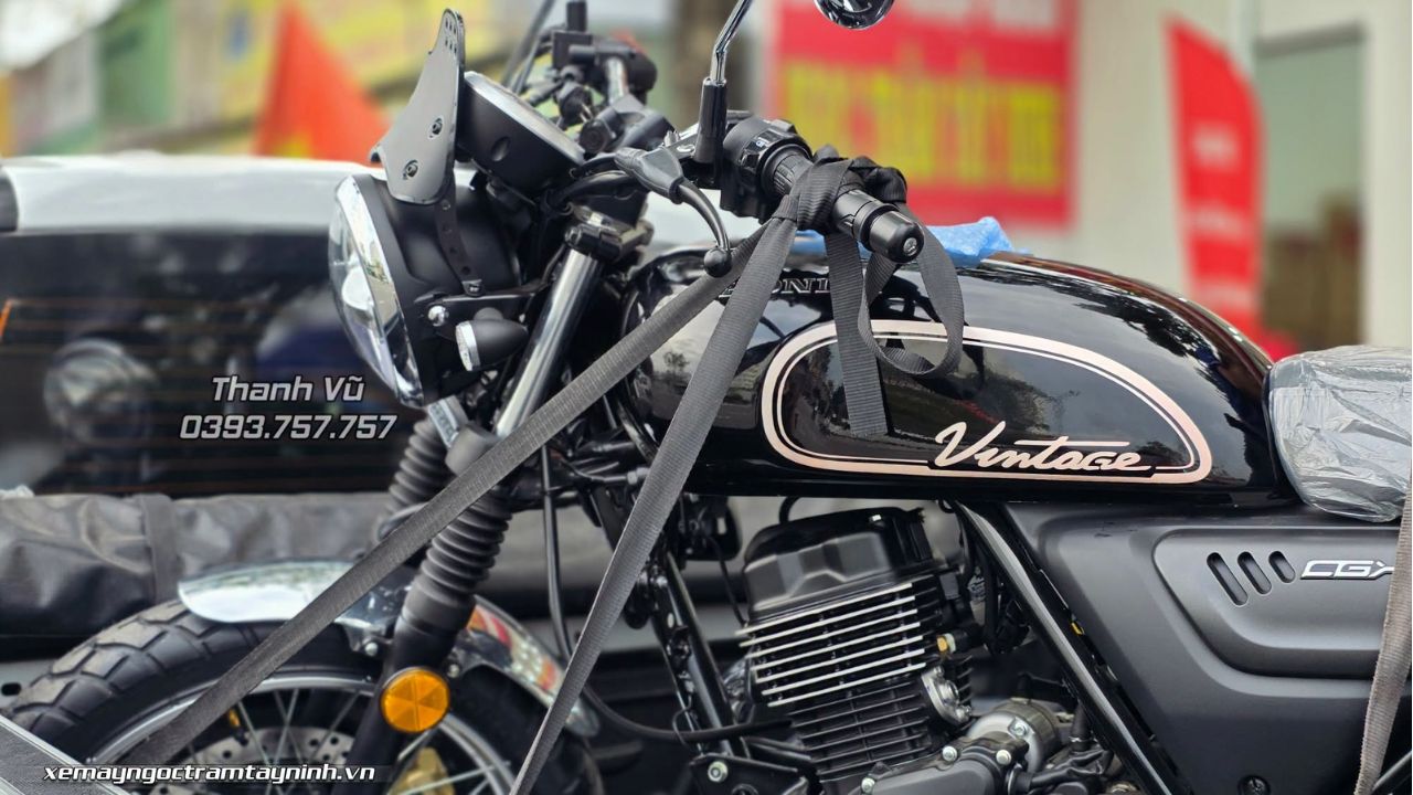 Honda CGX150 Vintage Custom đen bóng – Khách chốt xe, giao tận nơi về Bến Tre 9 Honda CGX150 Vintage Custom đen bóng – Khách chốt xe, giao tận nơi về Bến Tre