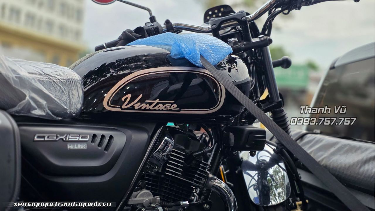 Honda CGX150 Vintage Custom đen bóng – Khách chốt xe, giao tận nơi về Bến Tre 3 Honda CGX150 Vintage Custom đen bóng – Khách chốt xe, giao tận nơi về Bến Tre