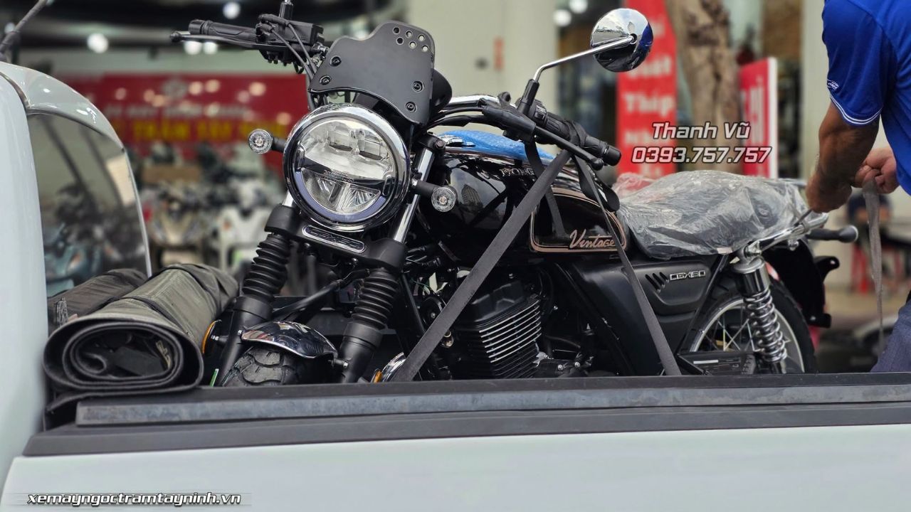 Honda CGX150 Vintage Custom đen bóng – Khách chốt xe, giao tận nơi về Bến Tre 6 Honda CGX150 Vintage Custom đen bóng – Khách chốt xe, giao tận nơi về Bến Tre